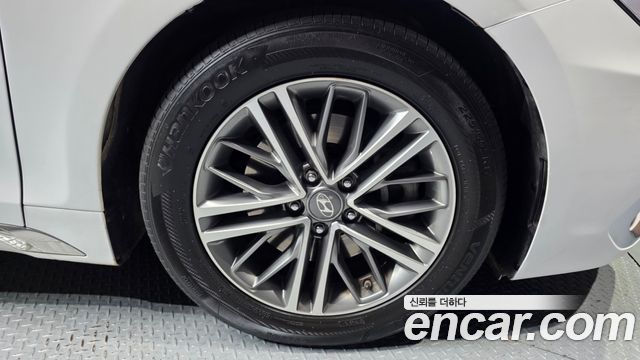 Hyundai Grandeur 2018 — photo 5