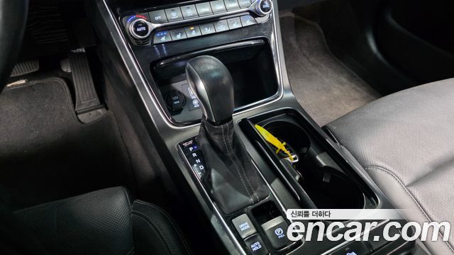 Hyundai Grandeur 2018 — photo 9
