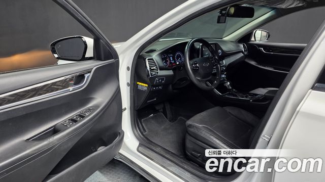 Hyundai Grandeur 2018 — photo 10