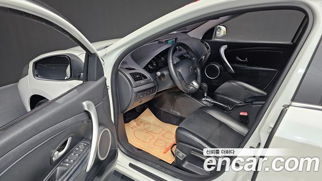 Renault Korea SM3 2012 — photo 10
