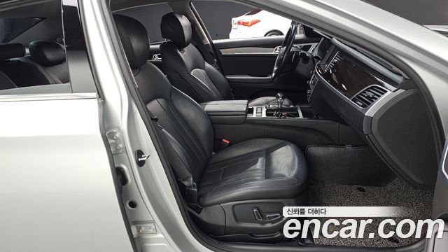 Genesis G80 2017 — photo 10