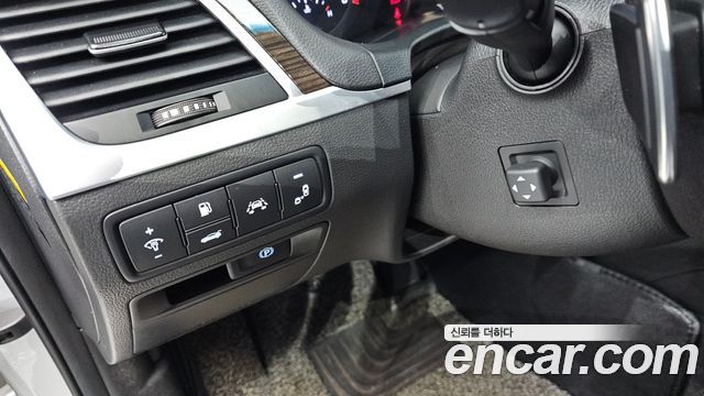 Genesis G80 2017 — photo 13