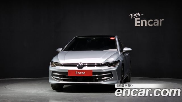 Volkswagen Golf 2025 — photo 3