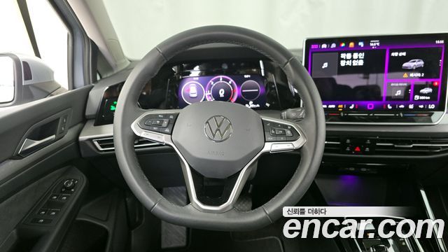 Volkswagen Golf 2025 — photo 13