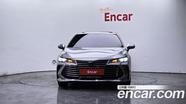 Toyota Avalon 2019 — photo 3