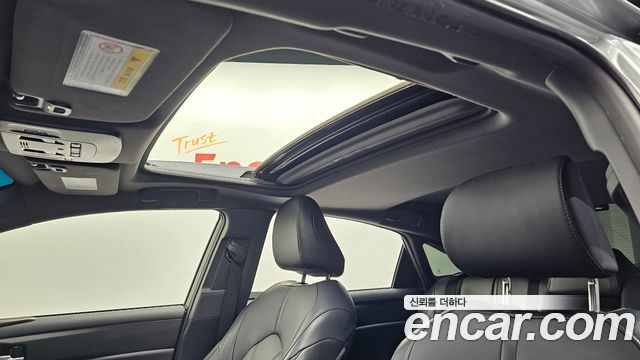 Toyota Avalon 2019 — photo 19