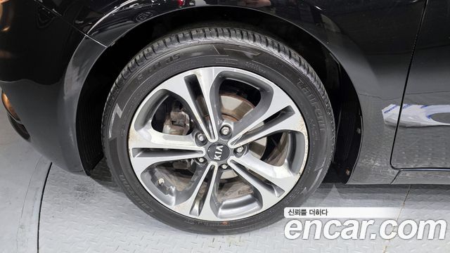 Kia K3 2014 — photo 5