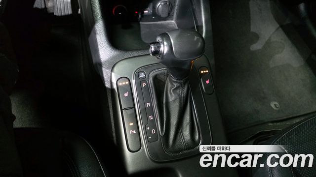 Kia K3 2014 — photo 9