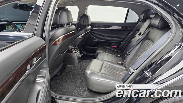 Genesis EQ900 2017 — photo 13
