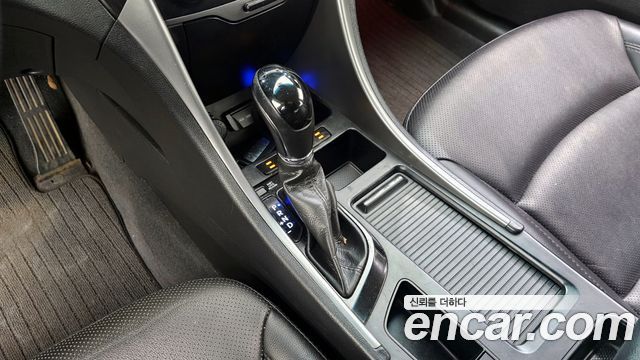 Hyundai Sonata 2013 — photo 9