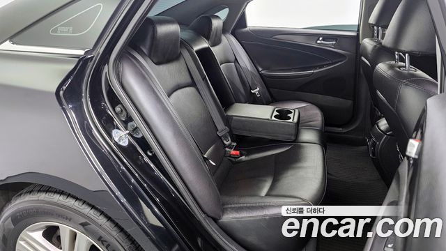 Hyundai Sonata 2013 — photo 12