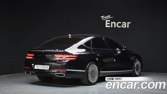 Genesis G80 2023 — photo 2