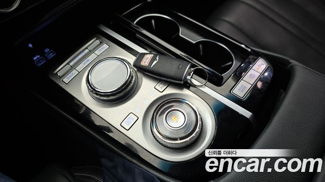 Genesis G80 2023 — photo 9