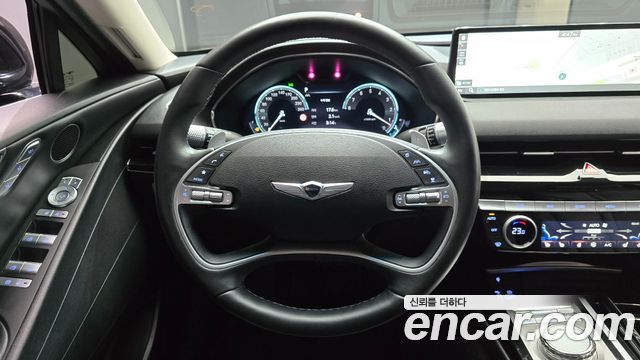 Genesis G80 2023 — photo 13