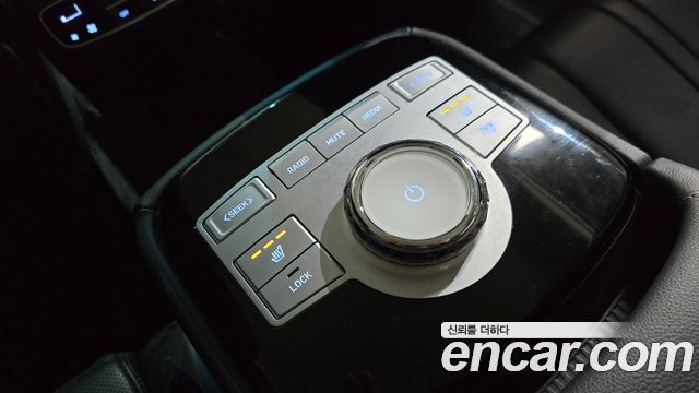 Genesis G80 2023 — photo 18