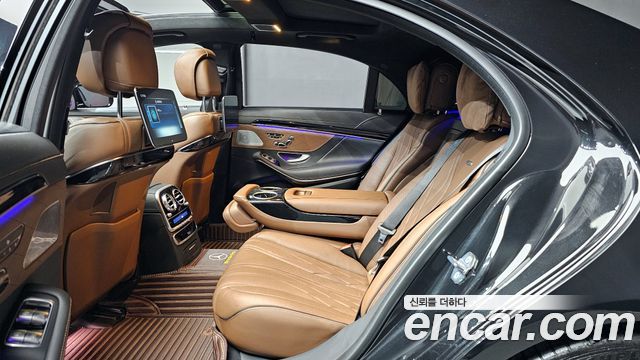 Mercedes-Benz S-Class 2019 — photo 12