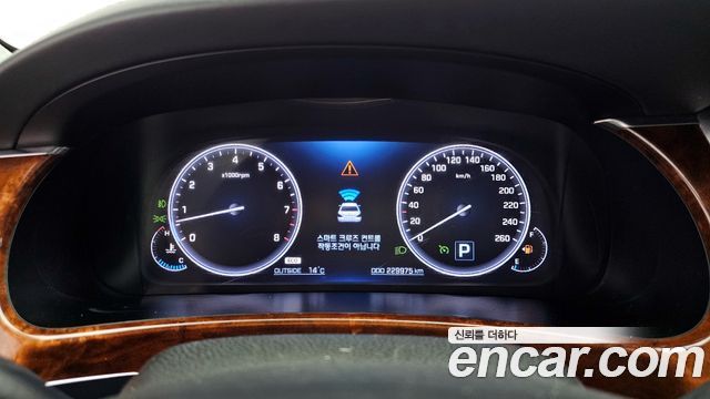 Hyundai Equus 2014 — photo 8