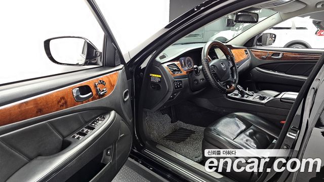 Hyundai Equus 2014 — photo 11