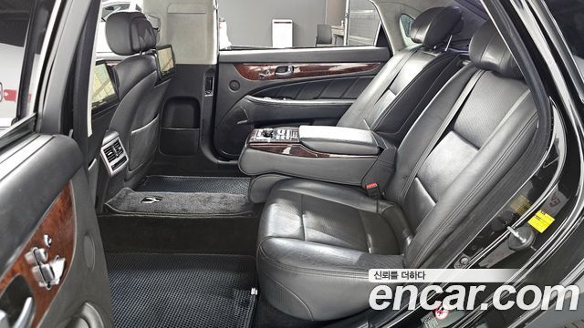Hyundai Equus 2014 — photo 12
