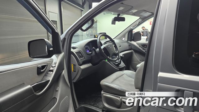 Hyundai Starex 2019 — photo 10