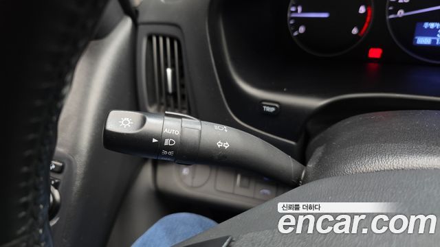 Hyundai Starex 2019 — photo 16