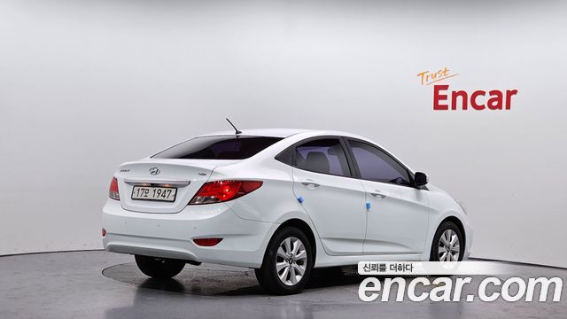 Hyundai Accent 2015 — photo 2