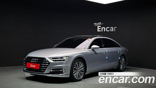 Audi A8 2021 — photo 1