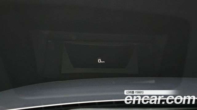 Audi A8 2021 — photo 18