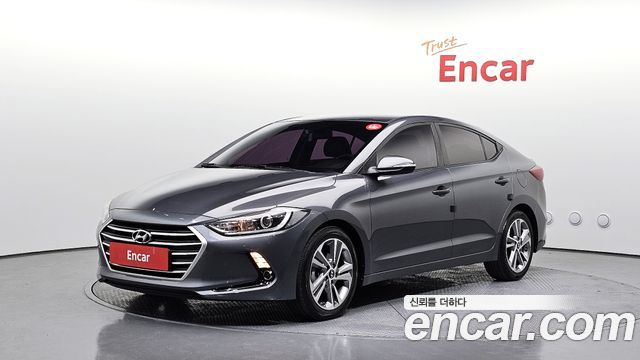 Hyundai AVANTE 2018 — photo 1