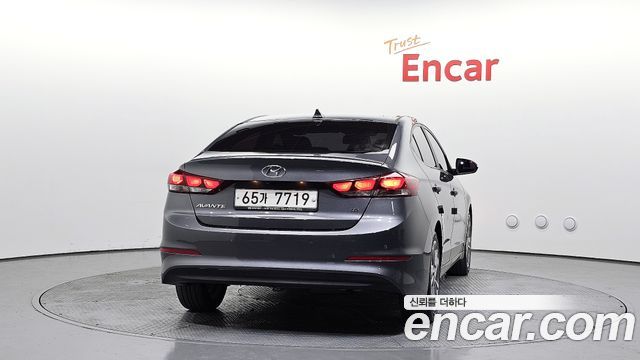 Hyundai AVANTE 2018 — photo 4