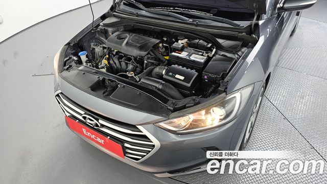 Hyundai AVANTE 2018 — photo 6