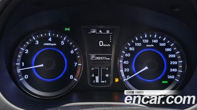 Hyundai Grandeur 2015 — photo 8