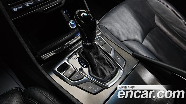 Hyundai Grandeur 2015 — photo 9