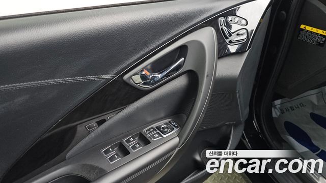 Hyundai Grandeur 2015 — photo 12