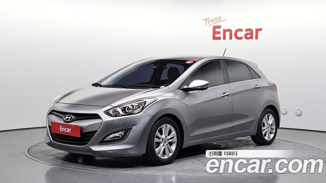 Hyundai i30 2014 — photo 1