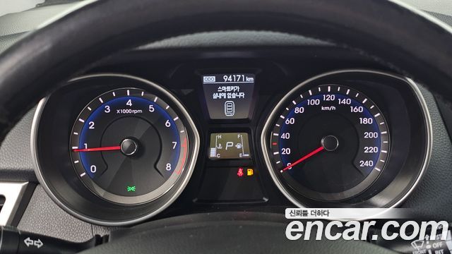 Hyundai i30 2014 — photo 8
