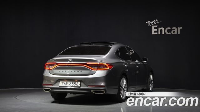 Hyundai Grandeur 2017 — photo 2