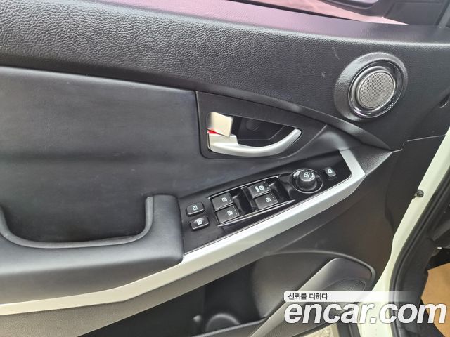 KG Mobility KORANDO 2016 — photo 8