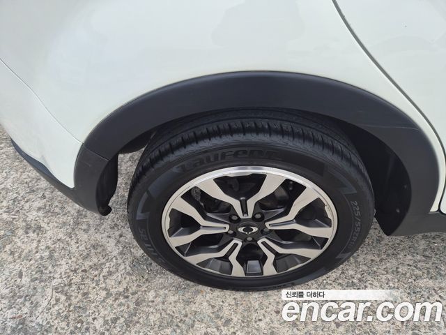 KG Mobility KORANDO 2016 — photo 20