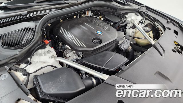 BMW Gran Turismo 2023 — photo 6