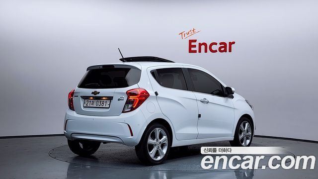 Chevrolet Korea Spark 2017 — photo 2