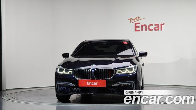 BMW 7-Series 2017 — photo 3