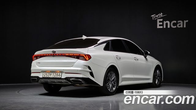 Kia K5 2020 — photo 2