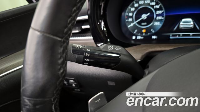 Kia K5 2020 — photo 17