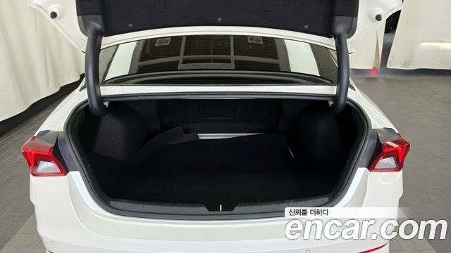 Kia K5 2020 — photo 20