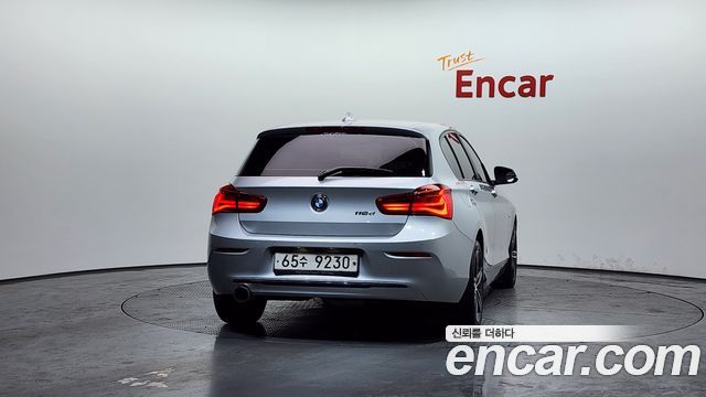 BMW 1-Series 2018 — photo 4