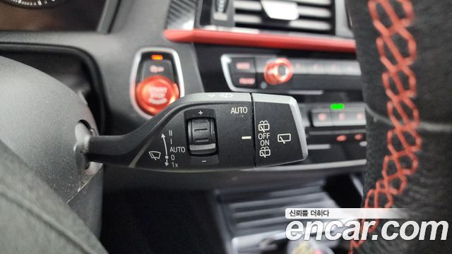 BMW 1-Series 2018 — photo 18
