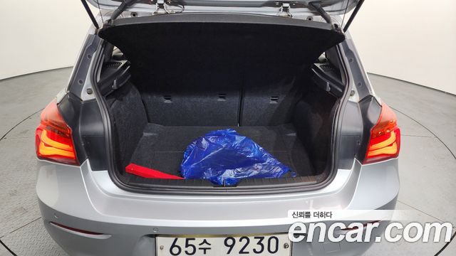 BMW 1-Series 2018 — photo 20