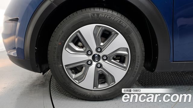 Kia Niro 2018 — photo 5