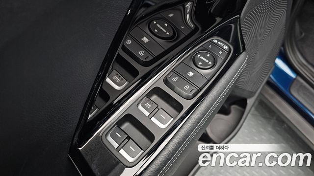 Kia Niro 2018 — photo 12